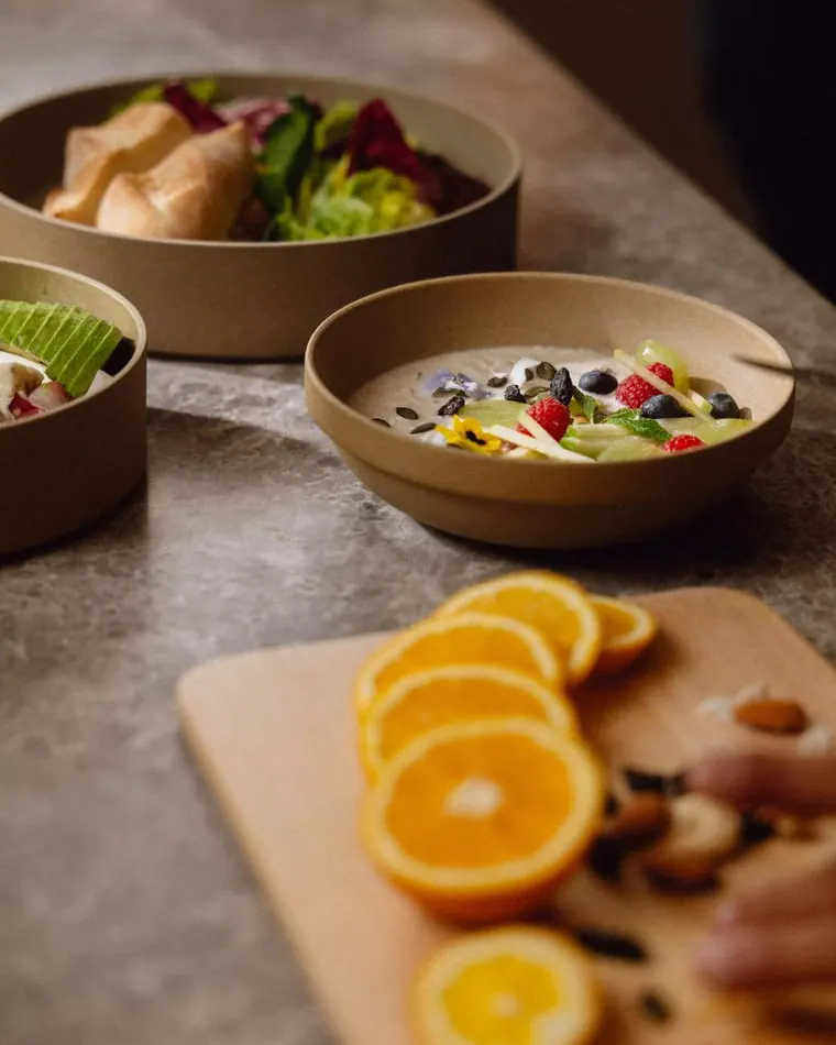 A plated breakfast served during The Quiet Court retreat